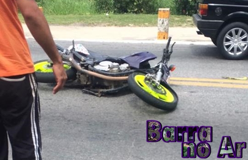 Motociclista fica ferido em colisão na Muqueca