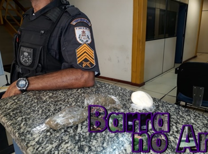 Homem é detido com drogas no distrito de Vargem Alegre 