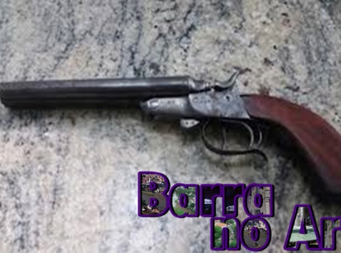 Arma é apreendida pela PM no Coimbra 